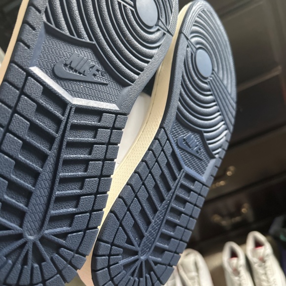 Jordan 1 - Picture 5 of 5